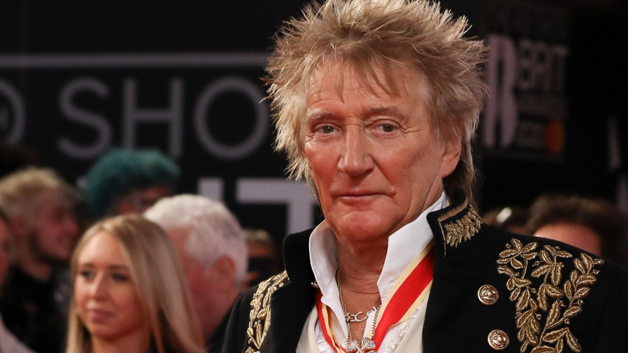 Rod Stewart sells music rights for $163 million, says 'time is right'